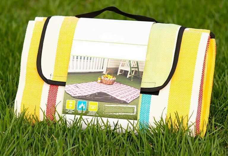 cool bag and picnic blanket set